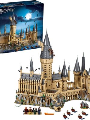 LEGO Harry Potter Hogwarts Castle 71043 Building Set - Model Kit with Minifigures, Featuring Wand, Boats, and Spider Figure, Gryffindor and Hufflepuff Accessories, Collectible for Adults and Teens